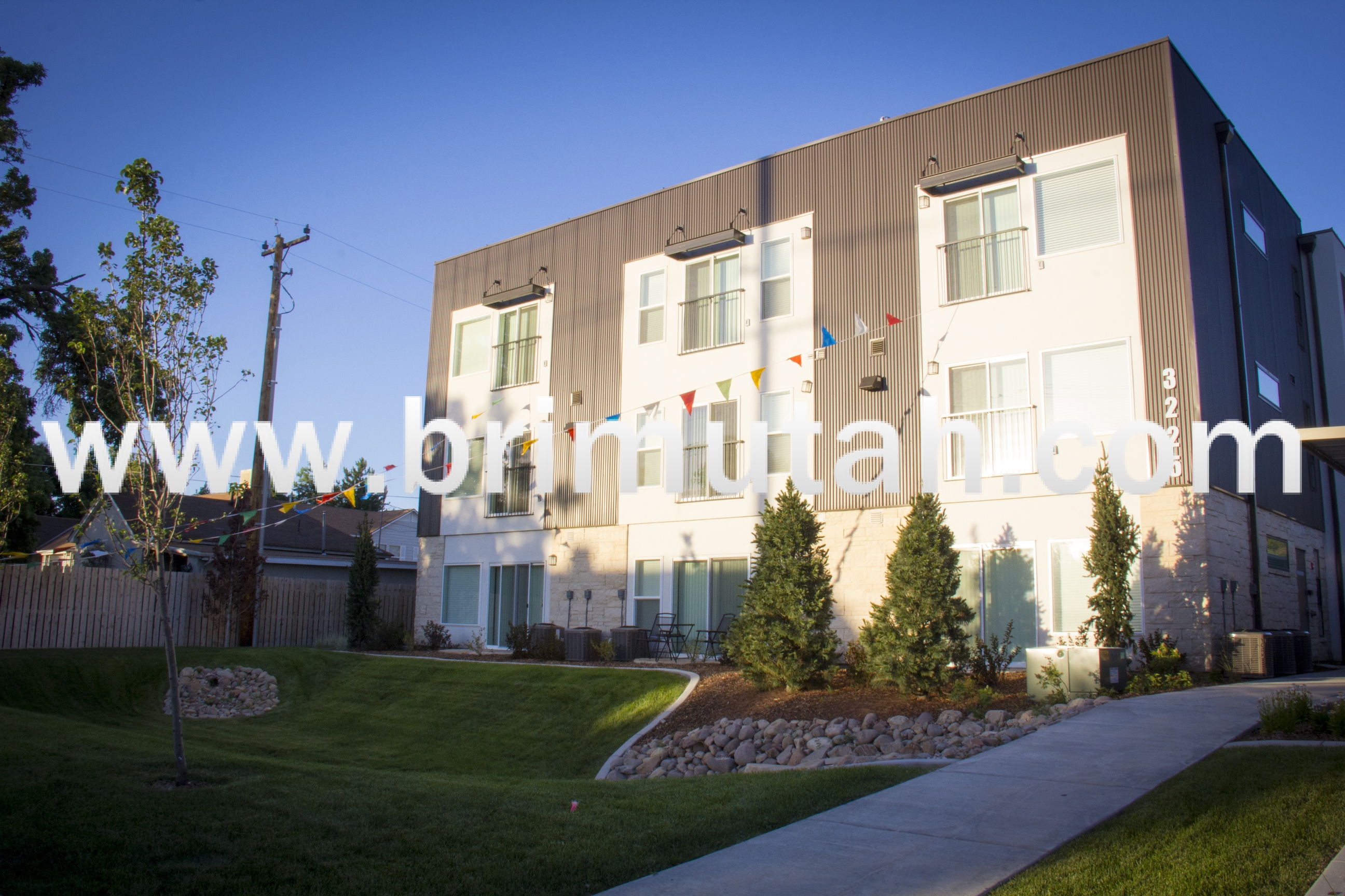 3225 South 900 East - 305