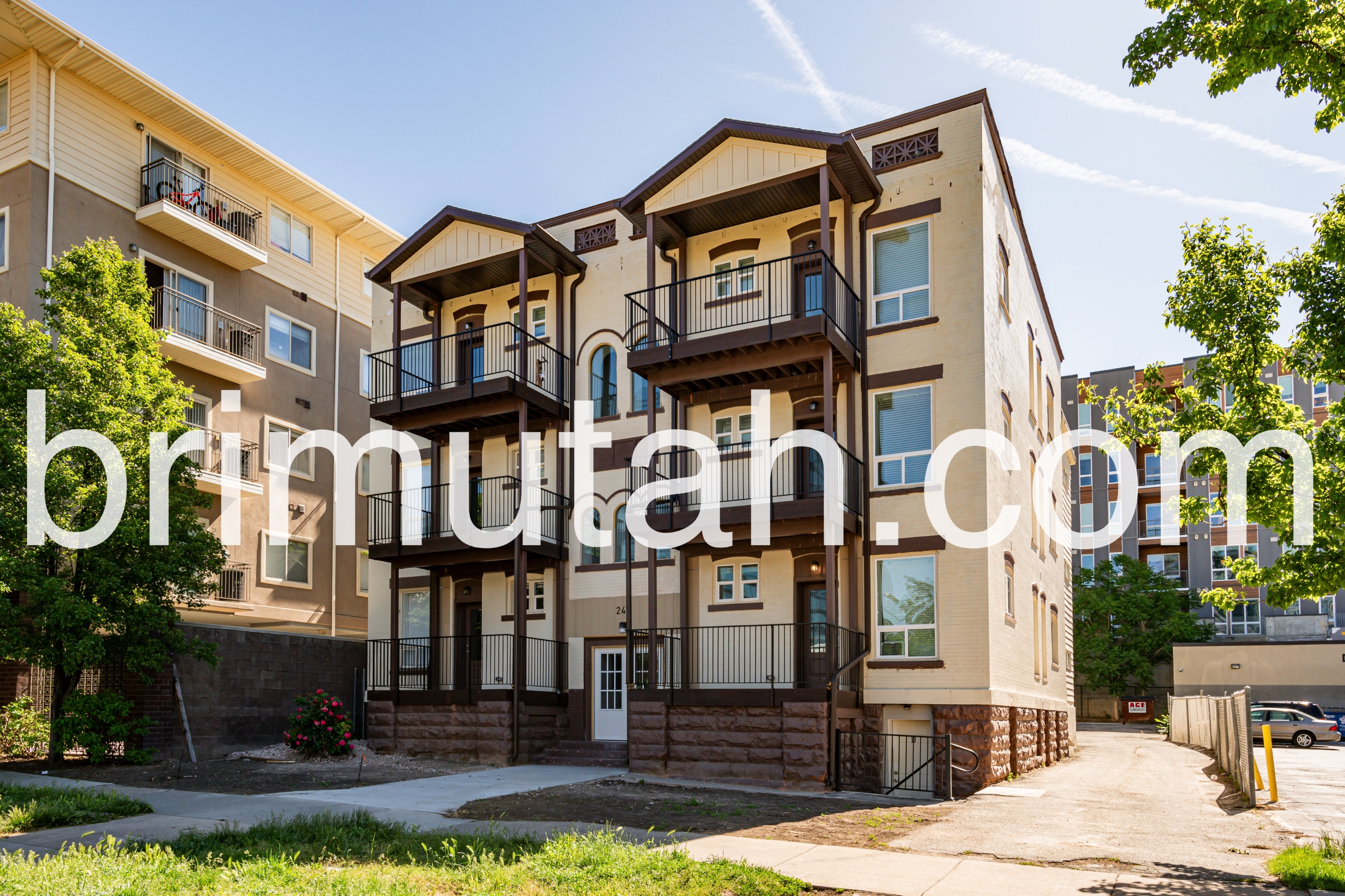 243 South 300 East - 12