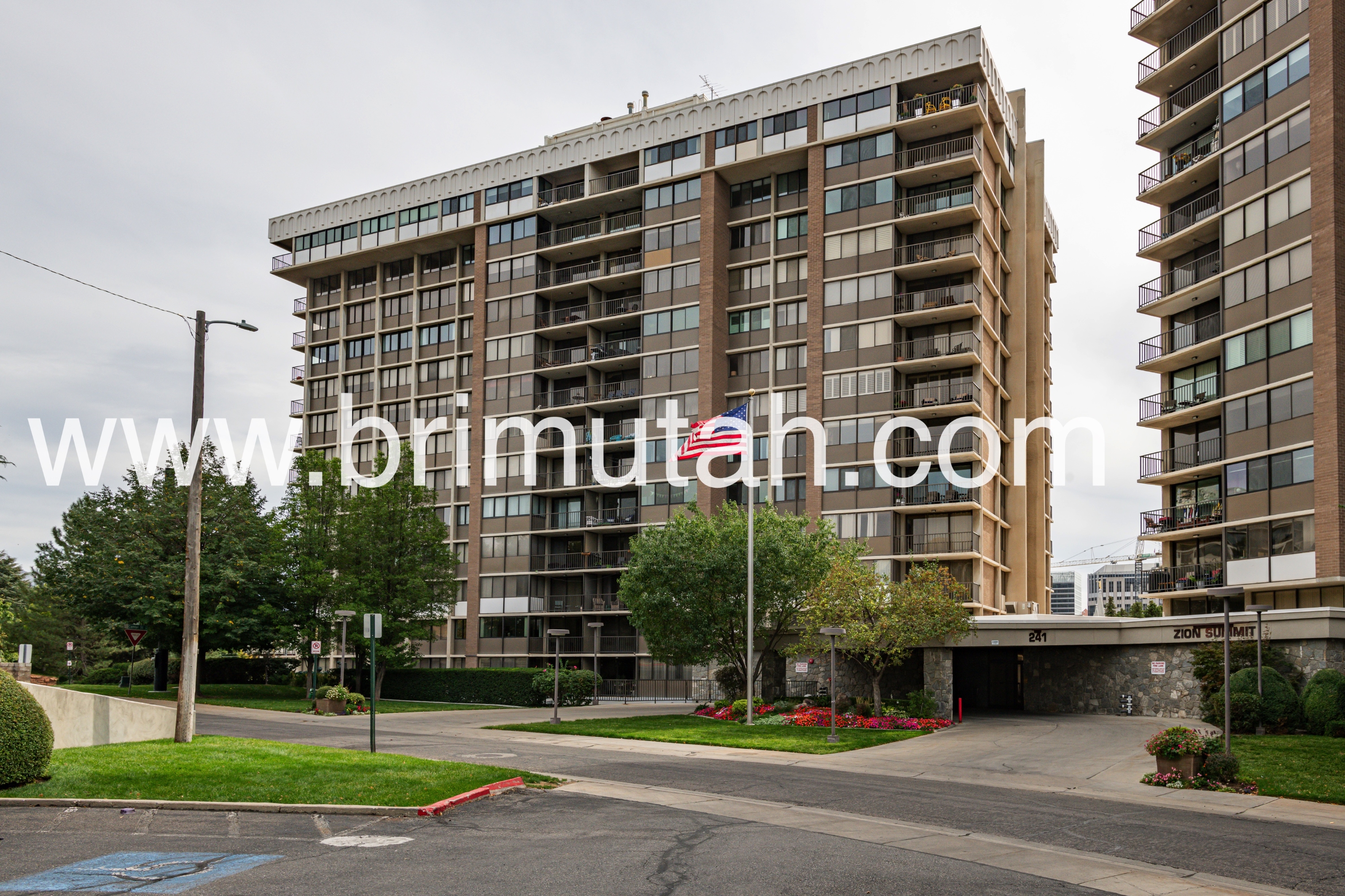 241 Vine Street Apt. 1202E - 1