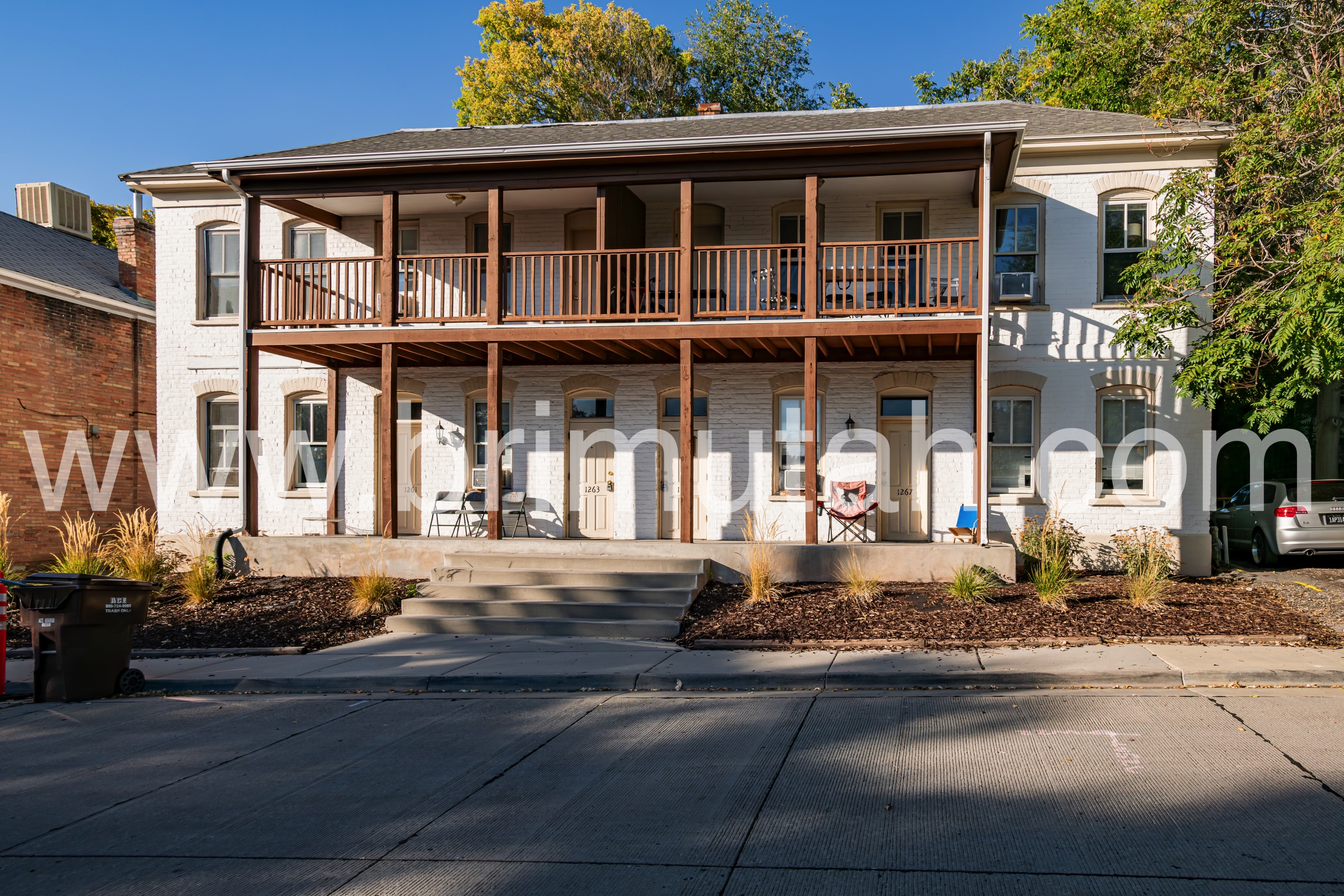 1261-1267 Alameda Avenue - 1263