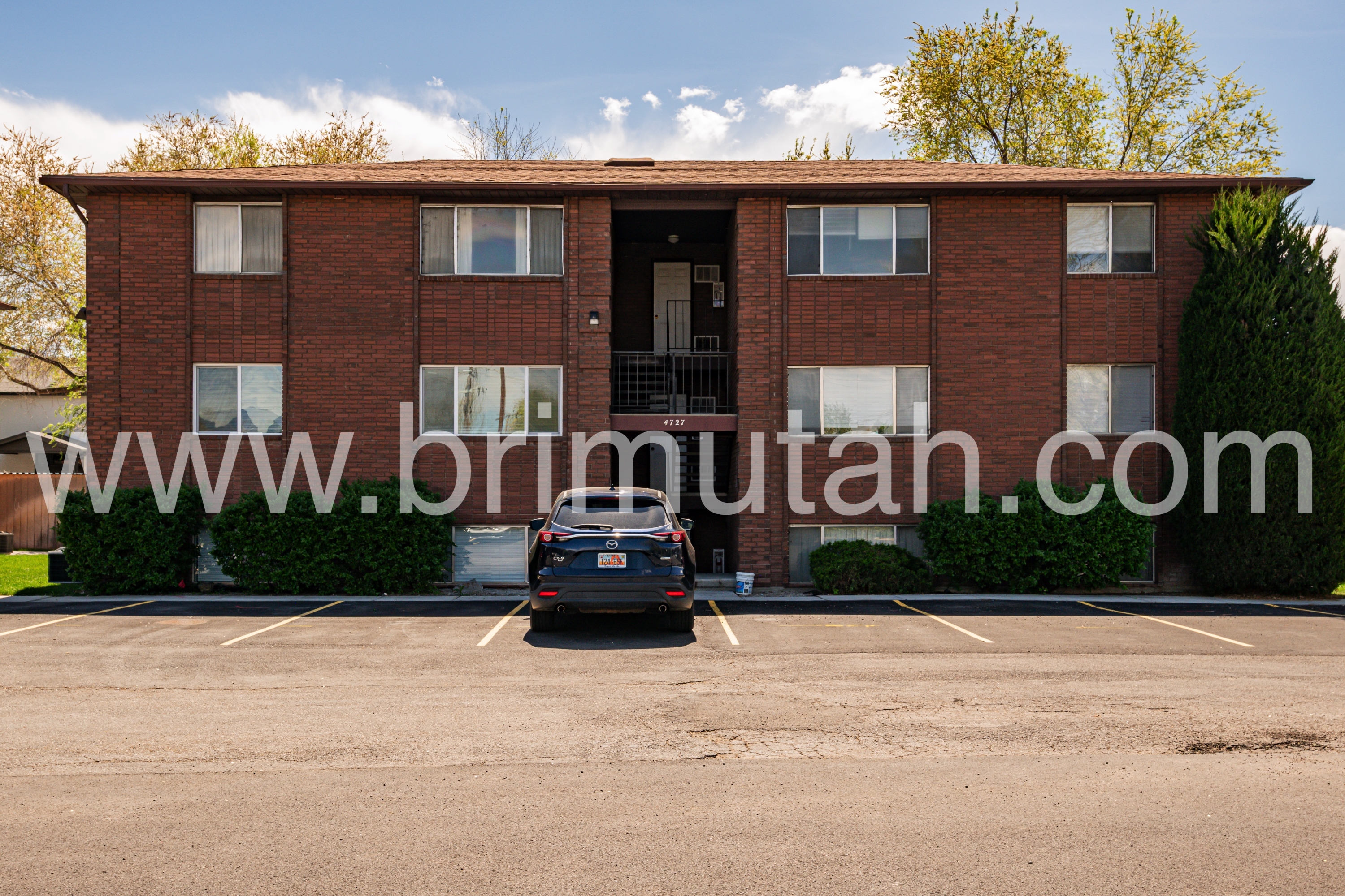 4727 South 1300 East - 31